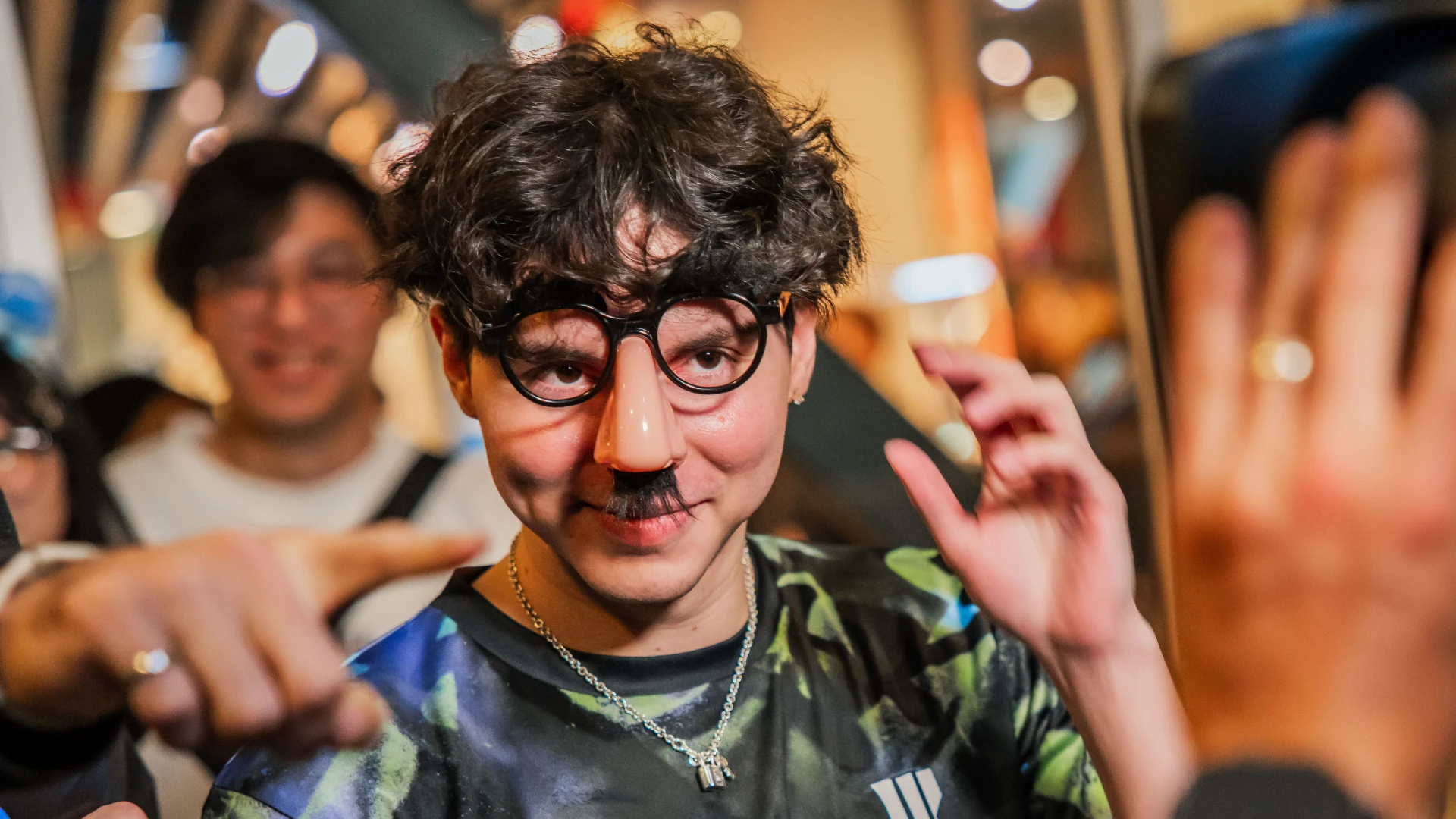 contractz funny