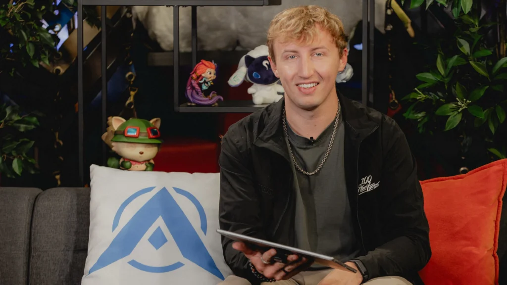 goldenglue aug 2025 webp