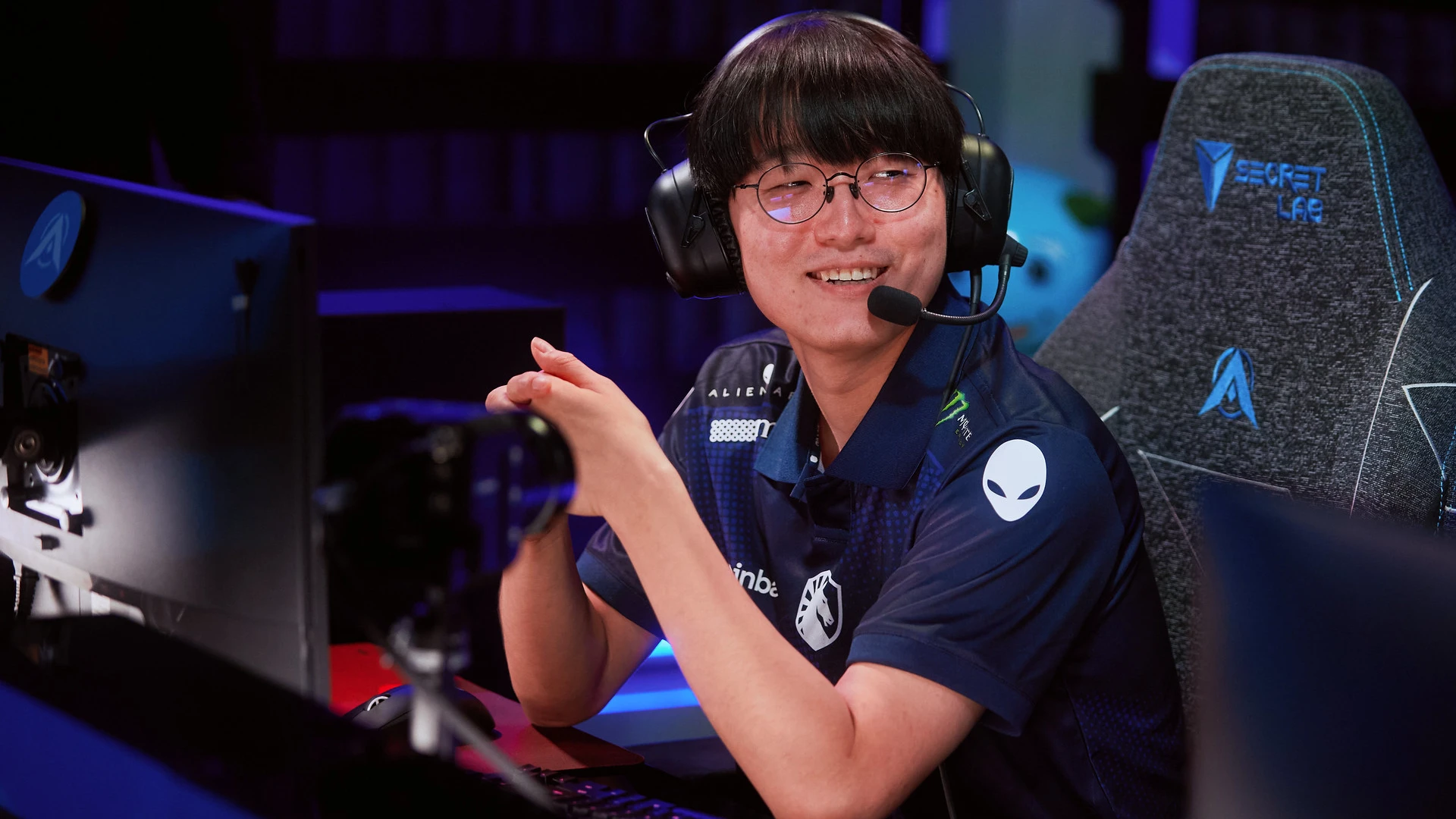 tl corejj smiling summer 2025 webp