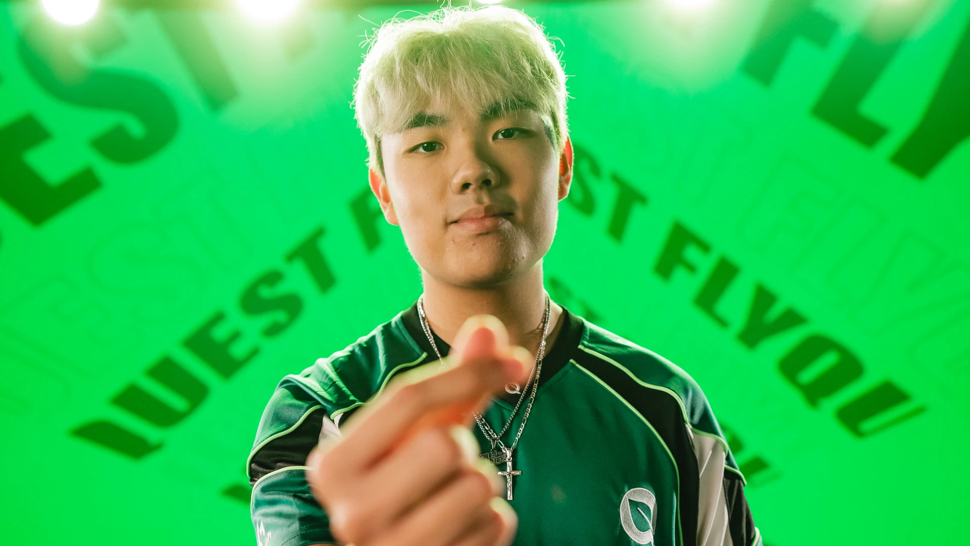 cryogen finger hearts webp