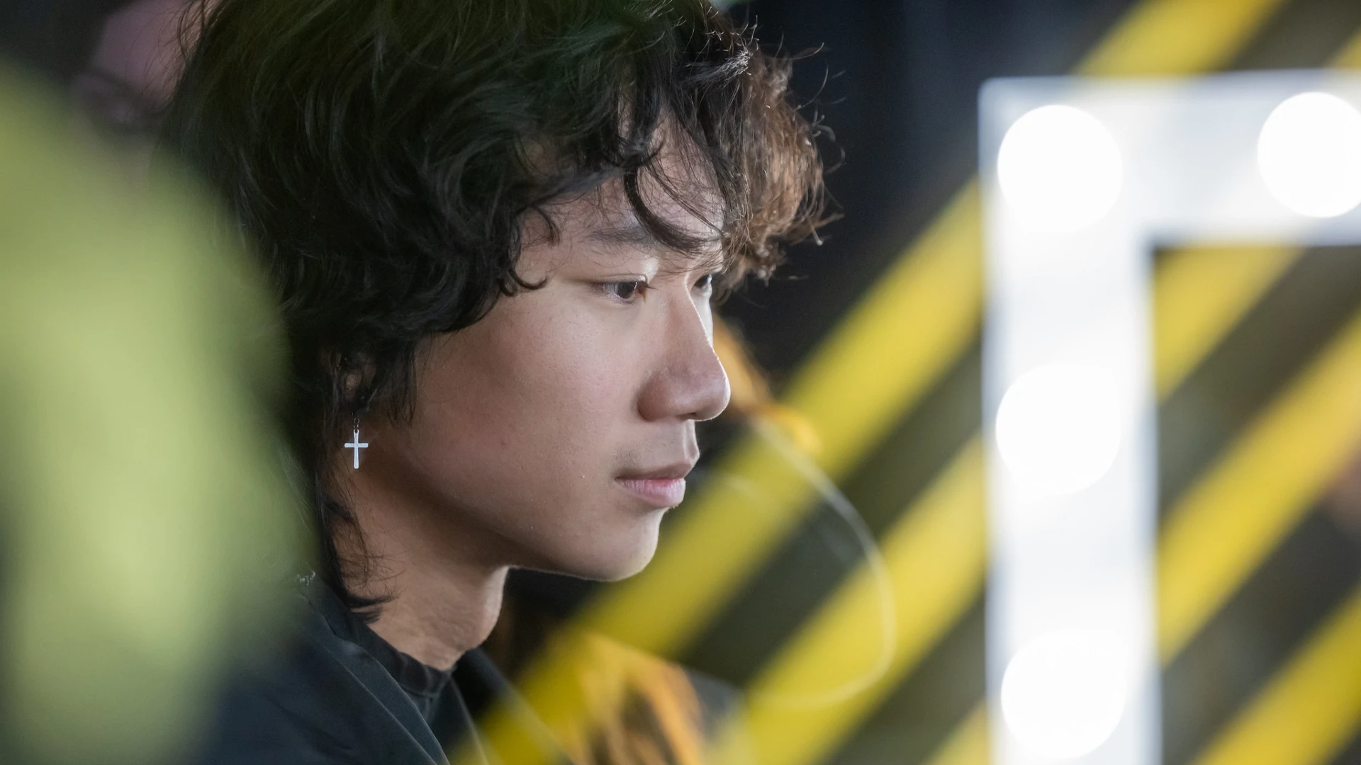 fly gryffinn thinking webp